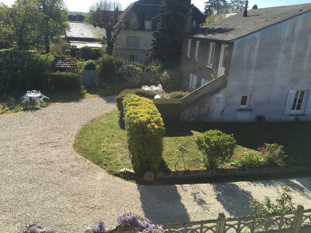 Chez Jeannette Villa Saint-Satur Eksteriør bilde